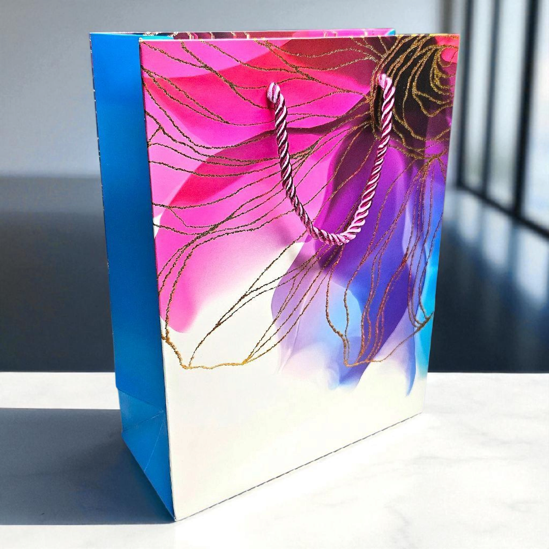 Floral goodie bag with golden outline