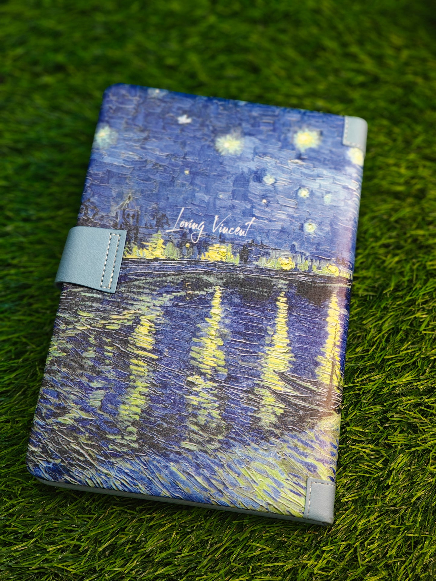 Van gogh notebook with buckle 2 x 24.5 x 21 cm (LPUA50961-1)