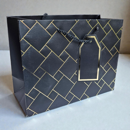 Golden lines gift / goodie bag cardboard with tag (no. 1401) horizontal design