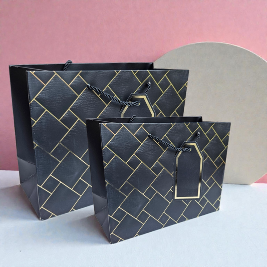 Golden lines gift / goodie bag cardboard with tag (no. 1401) horizontal design