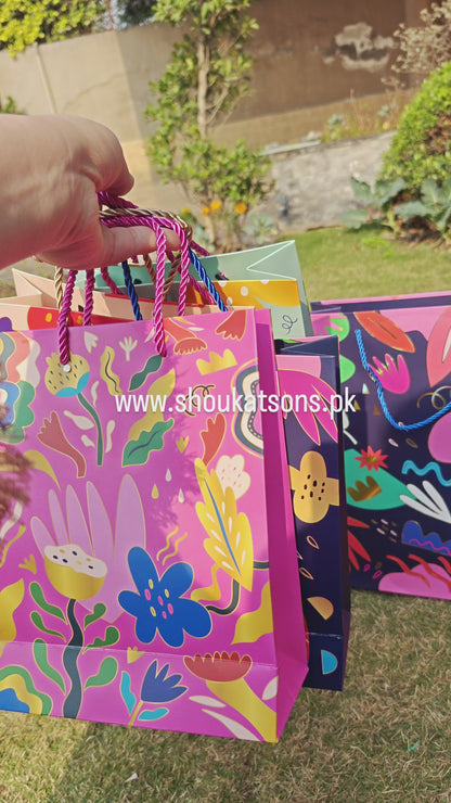 Bold Floral gift bag/ goodie bag(No.1971) golden retro effect