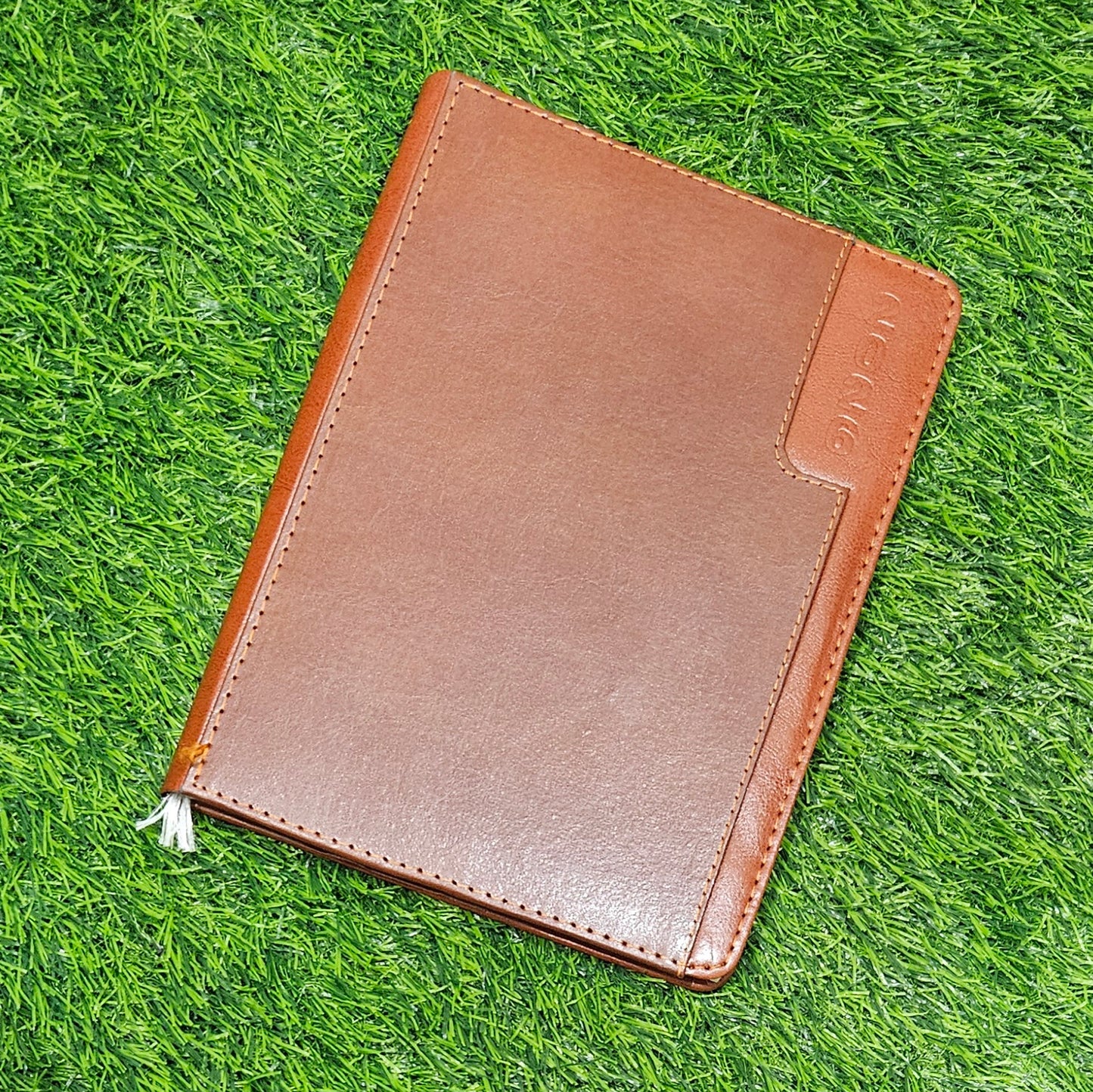 Diary 2026, Model A1 HM