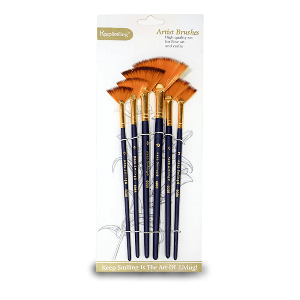 Keep Smiling Fan Brush Set.